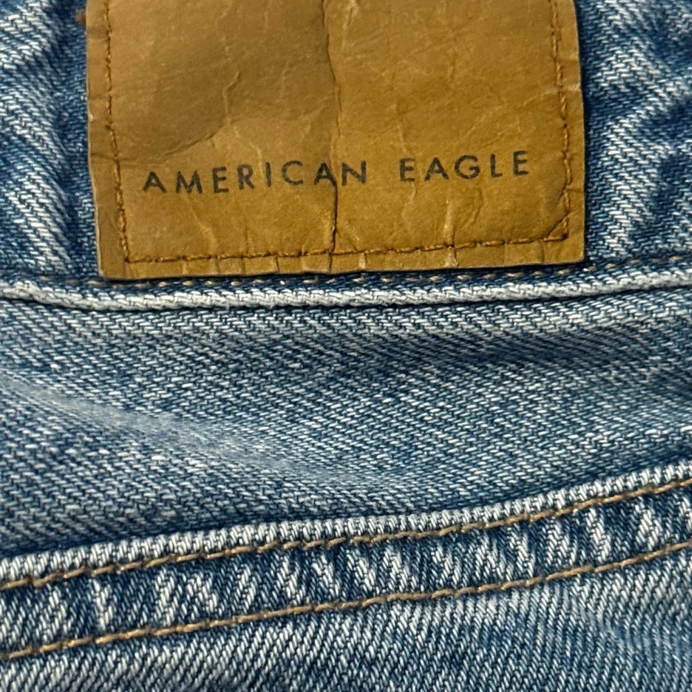NWT American Eagle Outfitters Distressed Low Rise Tomgirl Shorts - Picture 4 of 6